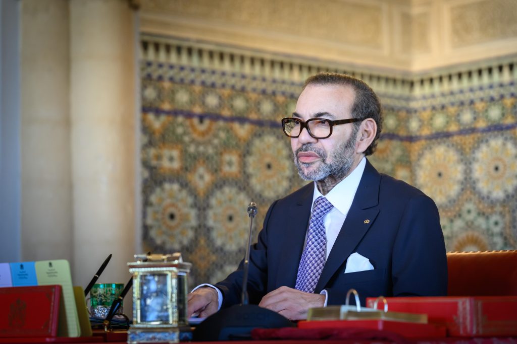 جلالة الملك يعين سفراء و ولاة وعمال وكاتب عام لوزارة الداخلية جلالة الملك يعين سفراء و ولاة وعمال وكاتب عام لوزارة الداخلية